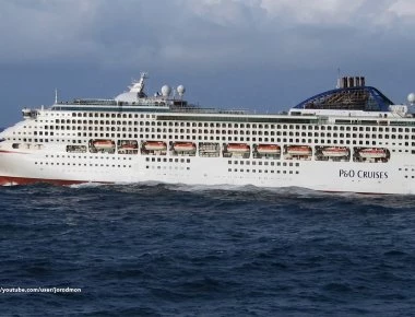 Το κρουαζιερόπλοιο Oceana με 1.962 επιβάτες προσάραξε στο λιμάνι της Σούδας